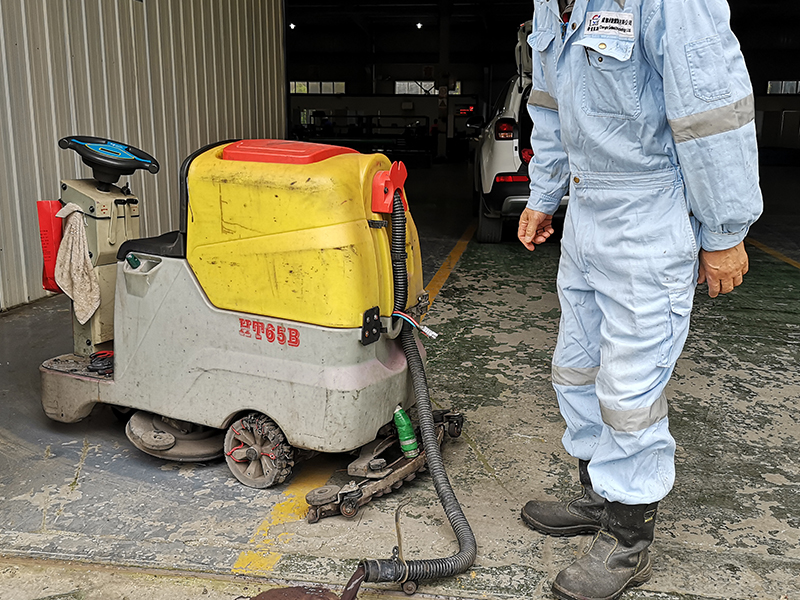 四川新都洗地機(jī)維修,成都洗地機(jī)售后,四川本地工廠洗地機(jī)上門服務(wù),新都洗地機(jī)維修售后,四川駕駛式洗地機(jī)維修
