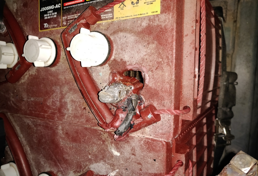 電池修復,電池維修,水電瓶維修,水電瓶修復,電池樁修復,電池樁維修 電池修復,電池維修,水電瓶維修,水電瓶修復,電池樁修復,電池樁維修