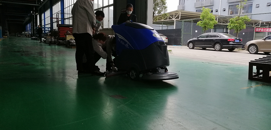 成都電動(dòng)洗地機(jī),手推式洗地機(jī),成都工廠洗地機(jī)